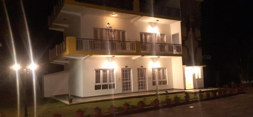 Four Banyans Spirit & Nature Resort Rāipur المظهر الخارجي الصورة